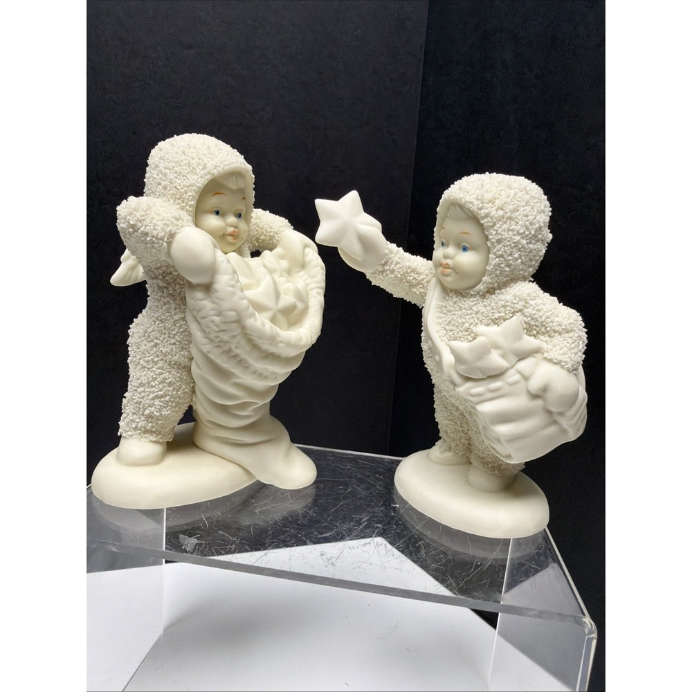 Dept. 56 Winter Tales of Snowbabies "WITH HUGS AND KISSES" 68813 W/Box 1996